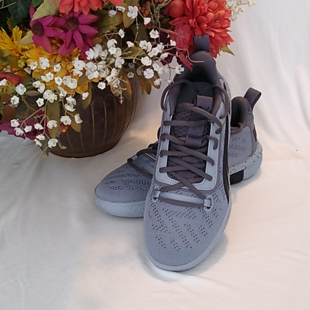 PUMA sneakers 5.5 C - Picture 2 of 10